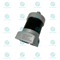 گیربکس 90 خورشیدی سرووموتور HQM اچ کیو ام مدل LE90-040-19 سایز 90 نسبت 1 به 40 شفت ورودی 19 شفت خروجی 22 فلنج گرد مناسب 750 وات 3000 دور (گیربکس سیاره ای) (اورجینال وارداتی)