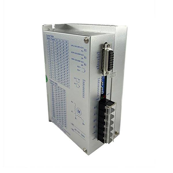 استپ درایو دو فاز 8 آمپر 220 ولت hqm اچ کیو ام مدل DH2522MC مخصوص موتورهای 200kg و 150kg مدل 110HS150 و 110HS200 (اورجینال وارداتی)