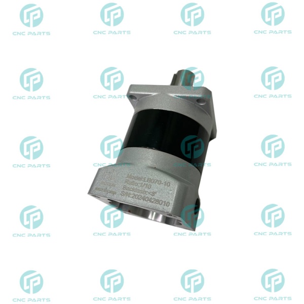 گیربکس 70 خورشیدی سرووموتور HQM اچ کیو ام مدل LB70-010-14 سایز 70 نسبت 1 به 10 شفت ورودی 14 شفت خروجی 16 فلنج مربعی مناسب 400 وات 3000 دور (گیربکس سیاره ای) (اورجینال وارداتی)