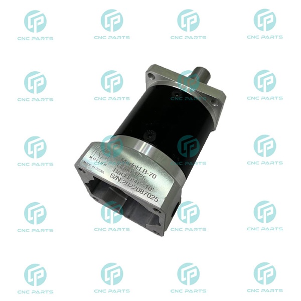 گیربکس 70 خورشیدی سرووموتور HQM اچ کیو ام مدل LB70-025-14 سایز 70 نسبت 1 به 25 شفت ورودی 14 شفت خروجی 16 فلنج مربعی مناسب 400 وات 3000 دور (گیربکس سیاره ای) (اورجینال وارداتی)