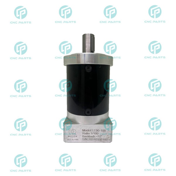 گیربکس 90 خورشیدی سرووموتور HQM اچ کیو ام مدل LE90-100-19 سایز 90 نسبت 1 به 100 شفت ورودی 19 شفت خروجی 22 فلنج گرد مناسب 750 وات 3000 دور (گیربکس سیاره ای) (اورجینال وارداتی)