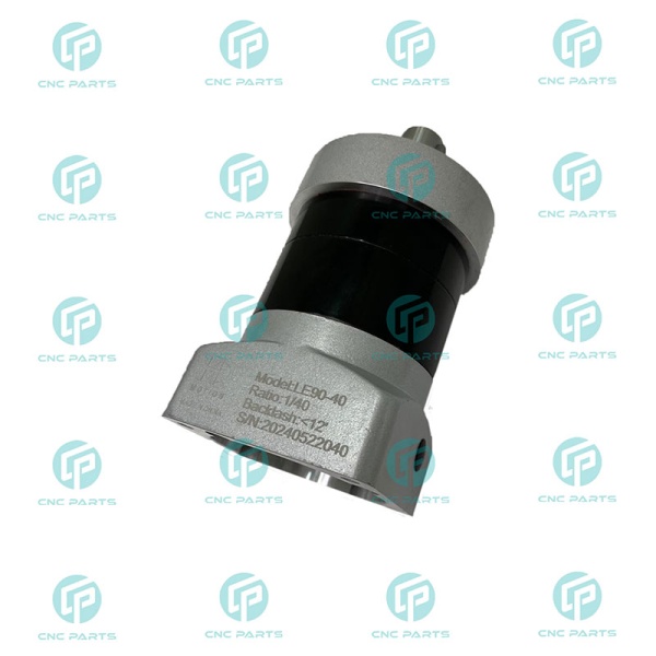 گیربکس 90 خورشیدی سرووموتور HQM اچ کیو ام مدل LE90-040-19 سایز 90 نسبت 1 به 40 شفت ورودی 19 شفت خروجی 22 فلنج گرد مناسب 750 وات 3000 دور (گیربکس سیاره ای) (اورجینال وارداتی)