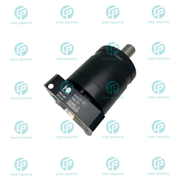 گیربکس 120 خورشیدی سرووموتور HQM اچ کیو ام مدل SE120-070-24 سایز 120 نسبت 1 به 70 شفت ورودی 24 شفت خروجی 32 فلنج گرد مناسب 2 کیلووات 2000 دور (گیربکس سیاره ای) (اورجینال وارداتی)