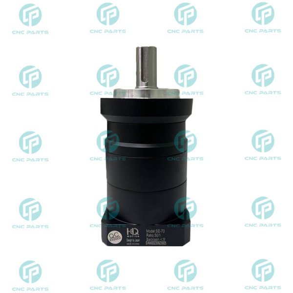 گیربکس 70 خورشیدی سرووموتور HQM اچ کیو ام مدل SE70-050-14 سایز 70 نسبت 1 به 50 شفت ورودی 14 شفت خروجی 16 فلنج گرد مناسب 400 وات 3000 دور (گیربکس سیاره ای) (اورجینال وارداتی)