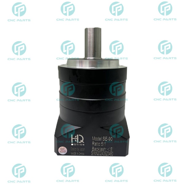 گیربکس 90 خورشیدی سرووموتور HQM اچ کیو ام مدل SE90-005-19 سایز 90 نسبت 1 به 5 شفت ورودی 19 شفت خروجی 22 فلنج گرد مناسب 750 وات 3000 دور (گیربکس سیاره ای) (اورجینال وارداتی)